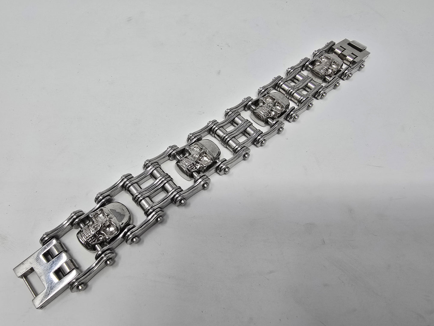 DBS0013