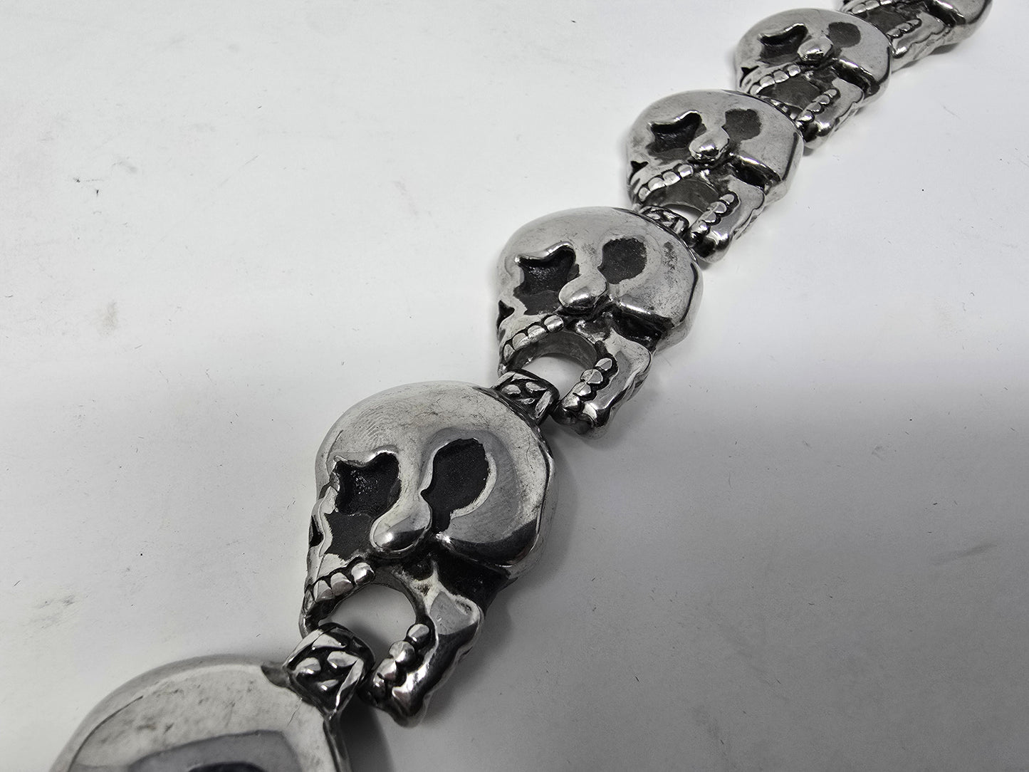 DBS0016