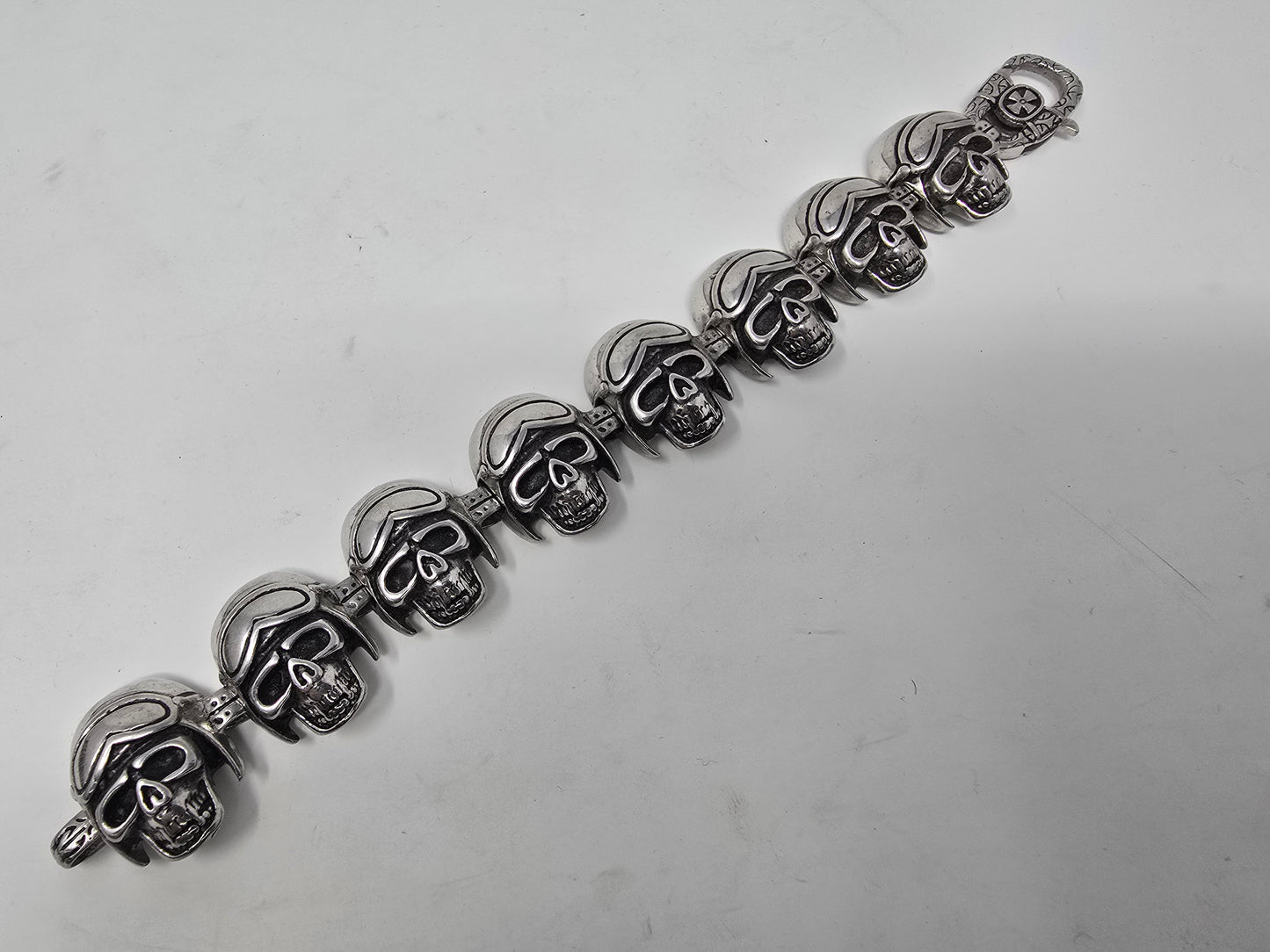 DBS0017
