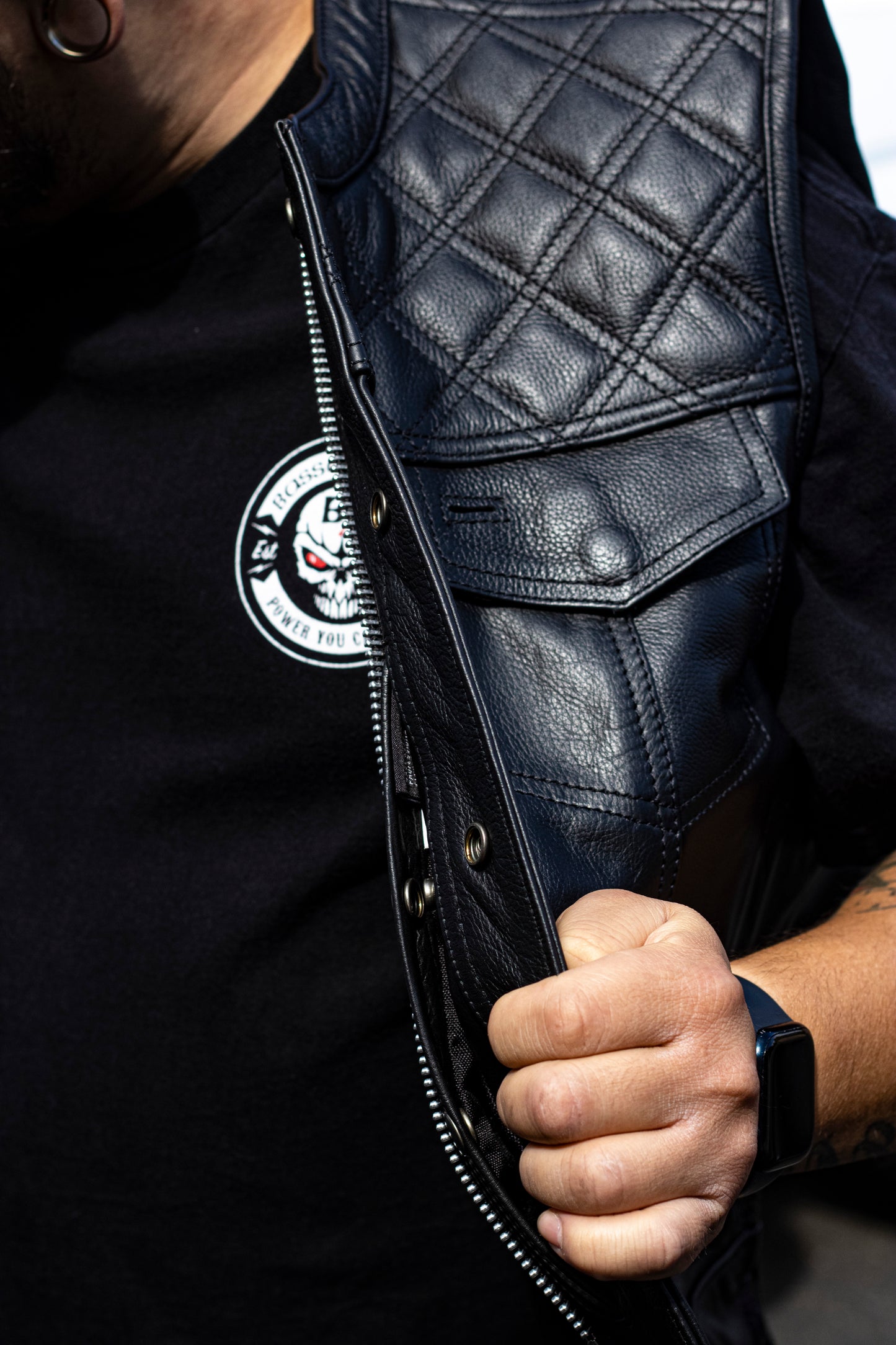 Diamond Lowcut – Men’s Diamond Stitch Leather Vest