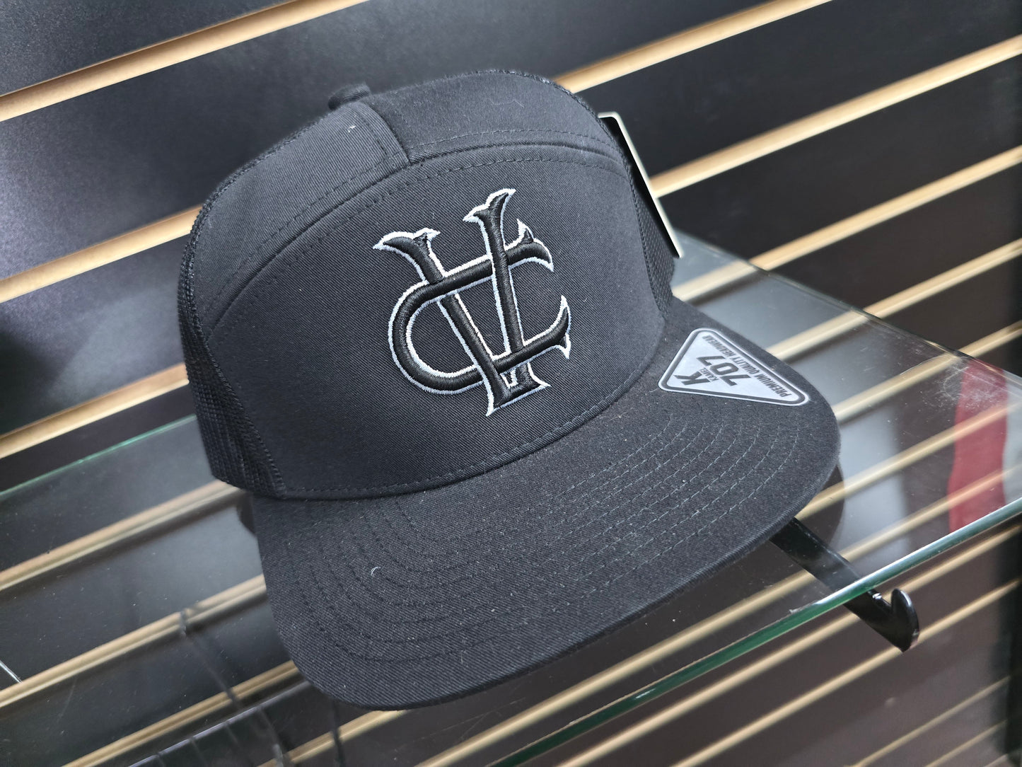 Monogram VC - Black