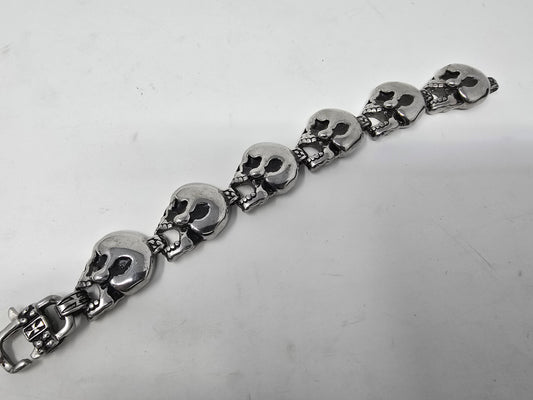 DBS0016
