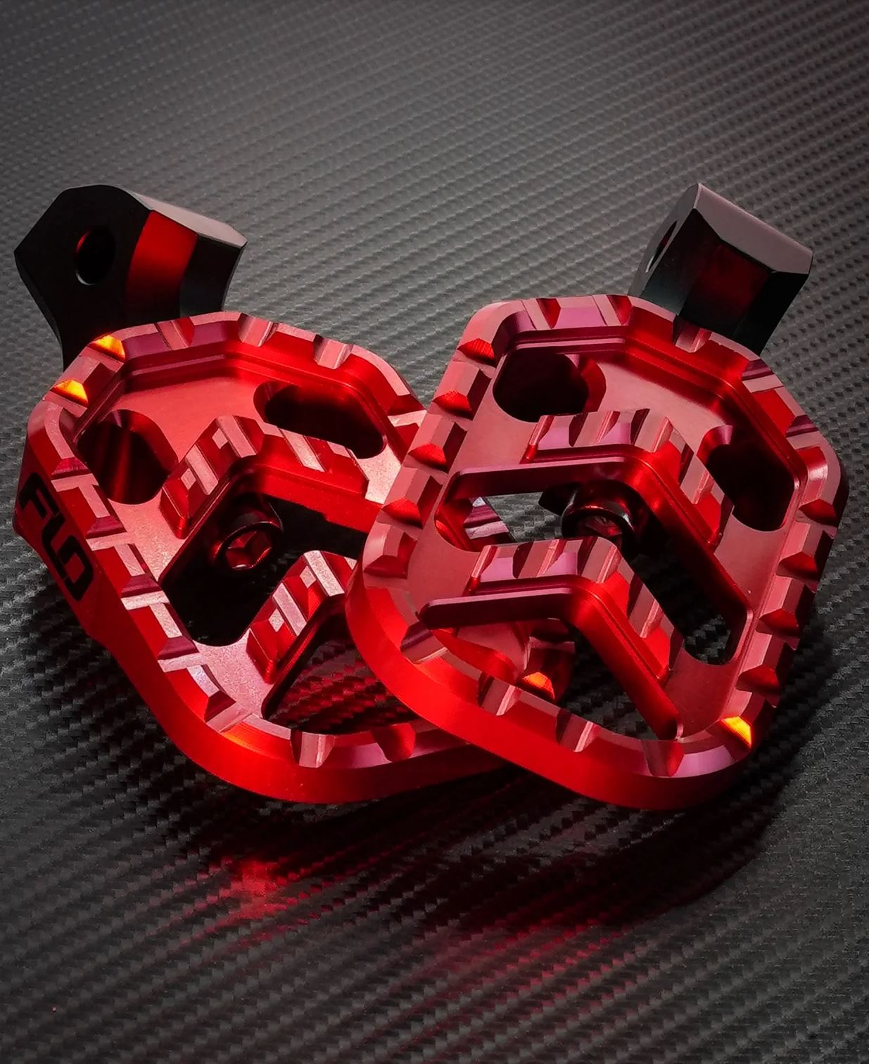 Savage Series Foot Pegs