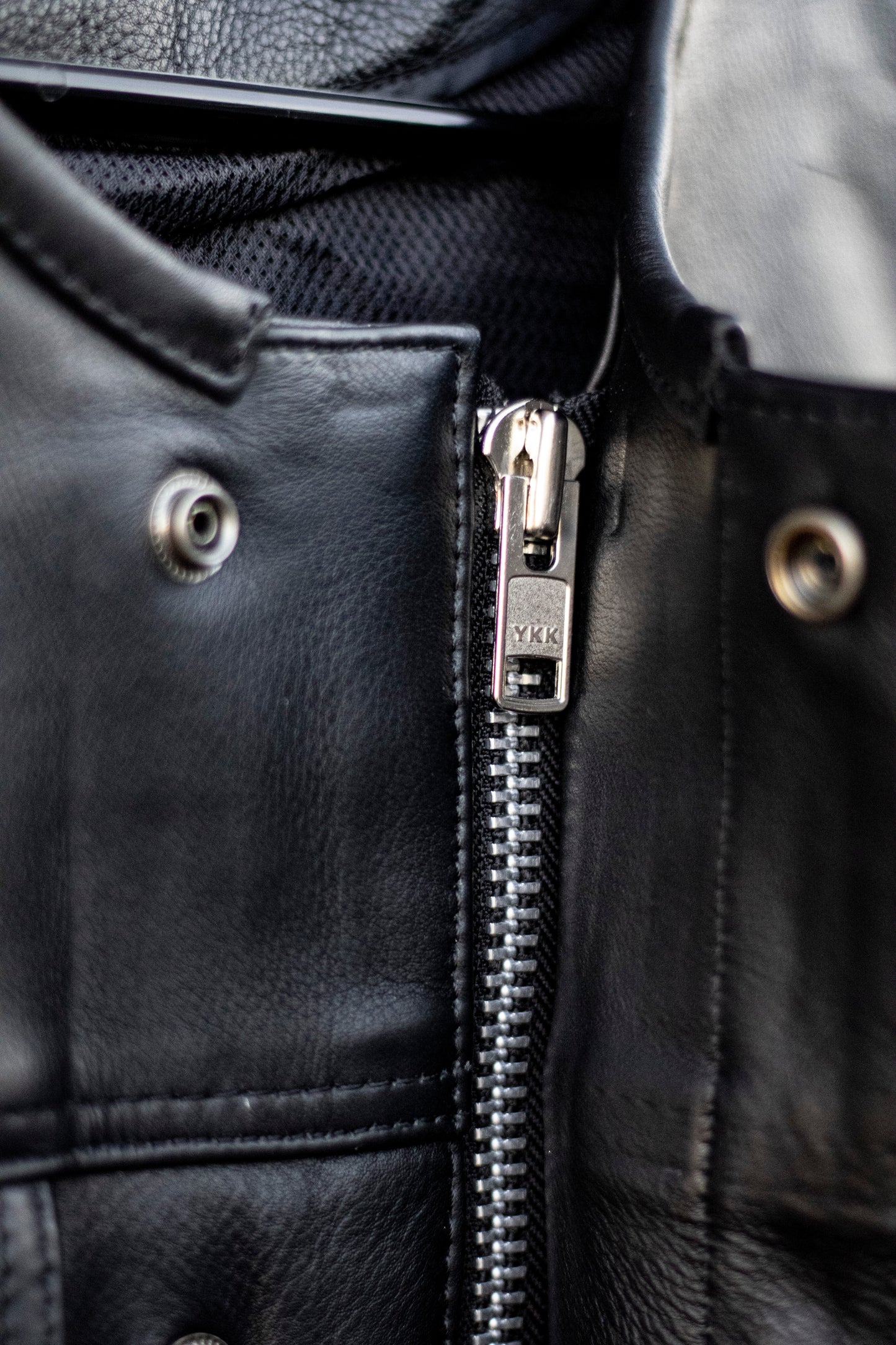 Lowcut - Mens Short Leather Club Vest