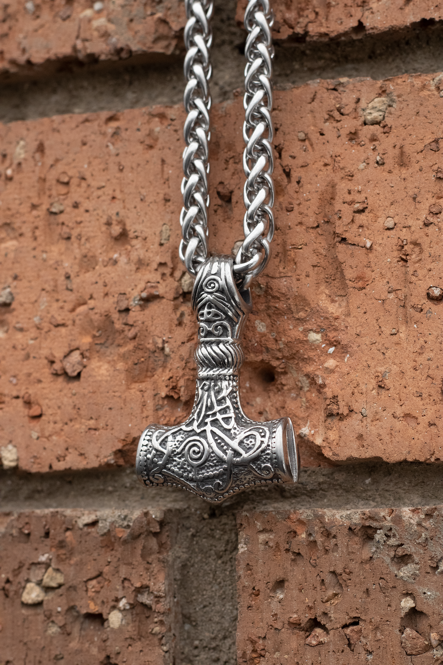 VH Hammer & Chain - Necklace